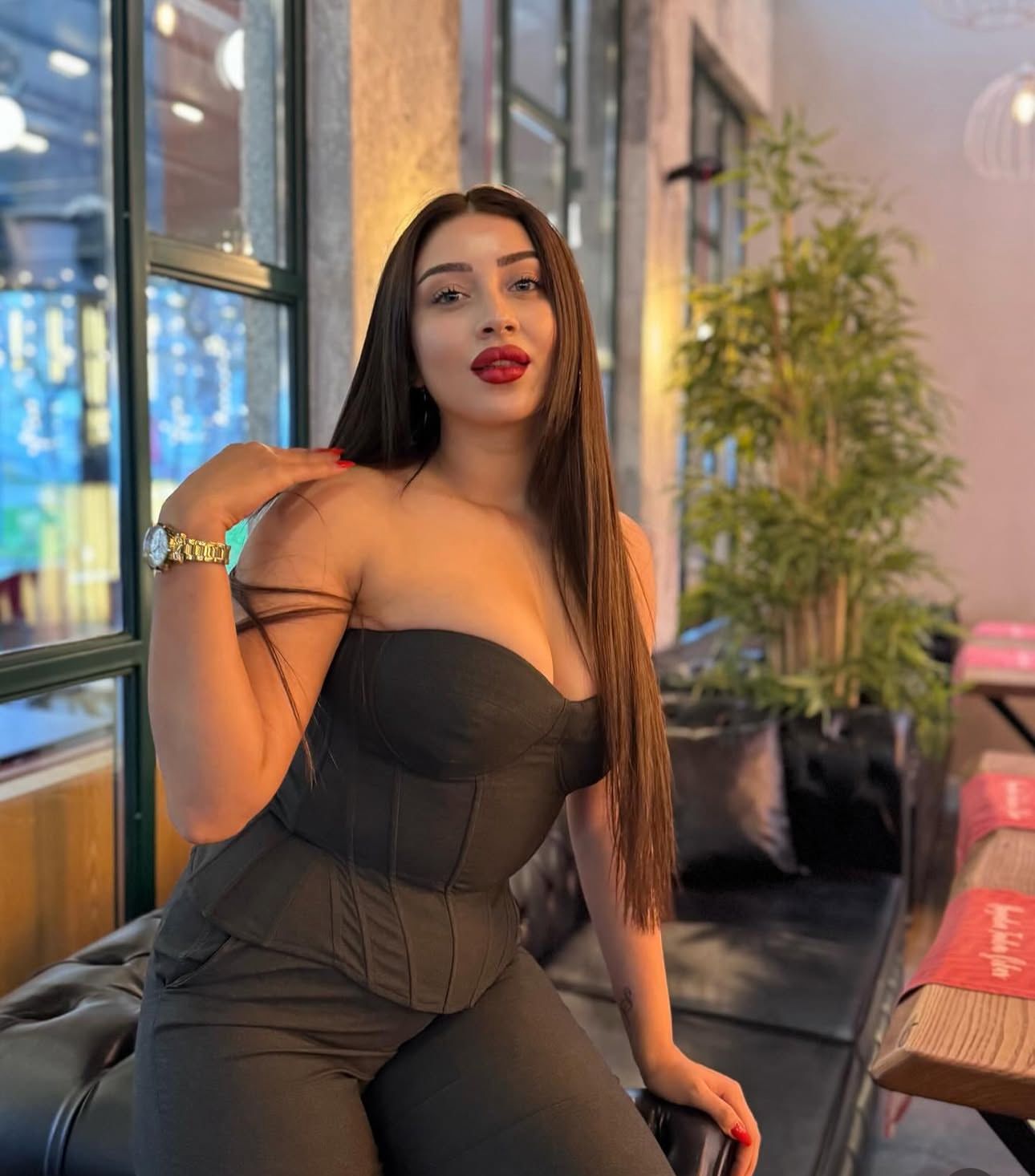 Çakkallıpınar Kendi Yeri Olan Escort Bayan İpek