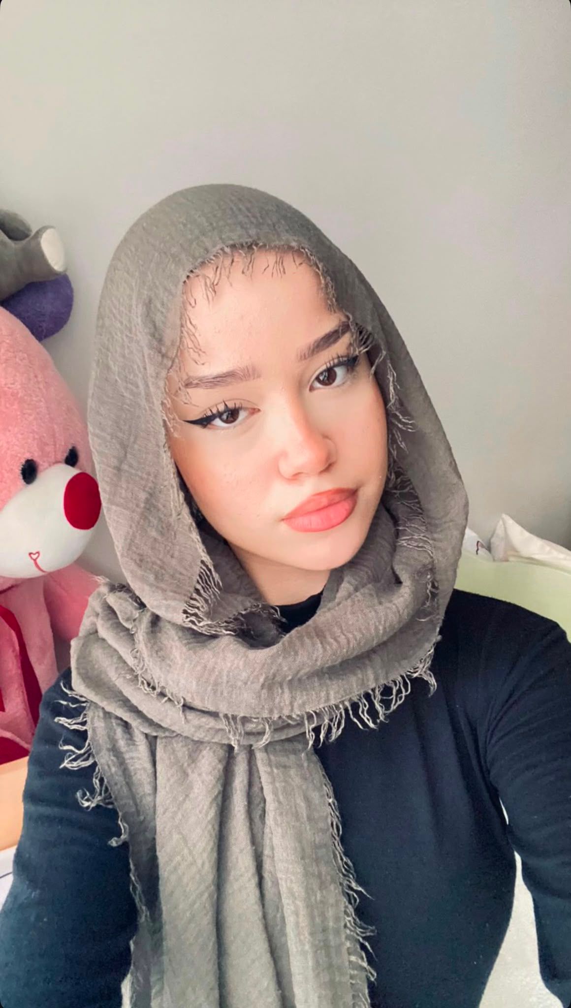 Ekrem Çetin Başarıyı Elde Etmiş Kadın Escort Zuhal